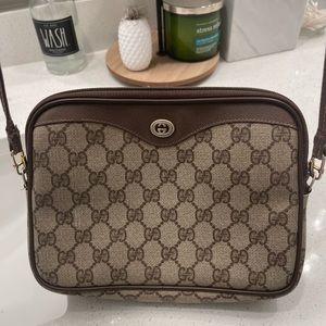 Vintage Gucci crossbody